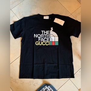 Nwt Gucci X north face T shirt , small - medium (see measurements)